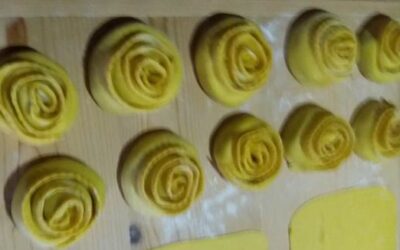 Rose di pasta al farinello e ricotta